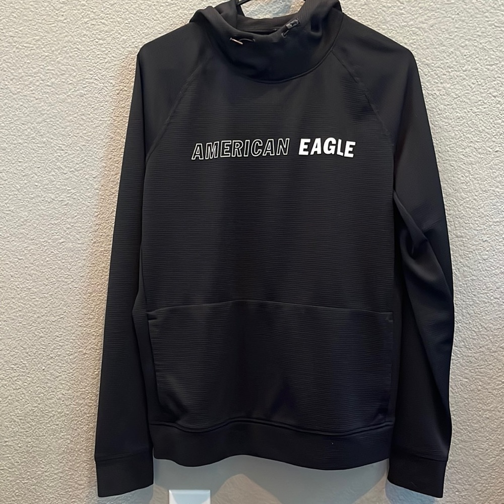NWOT American Eagle Black Long Sleeve Hoodie. Size Small